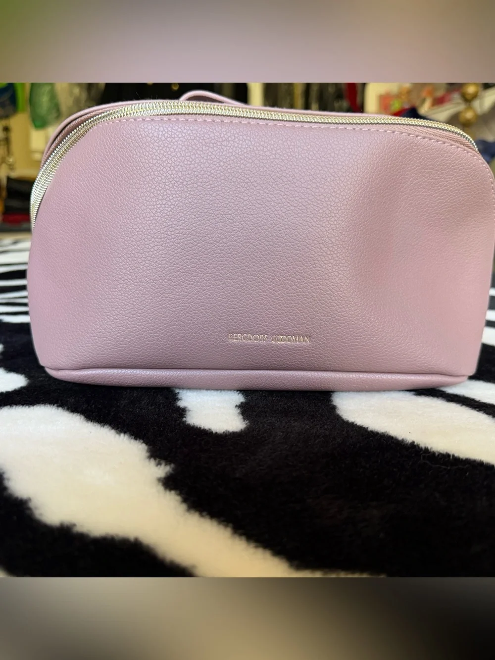 Bergdorf Goodman Lilac Large Travel Makeup Bag gold hardware Cosmetic Case